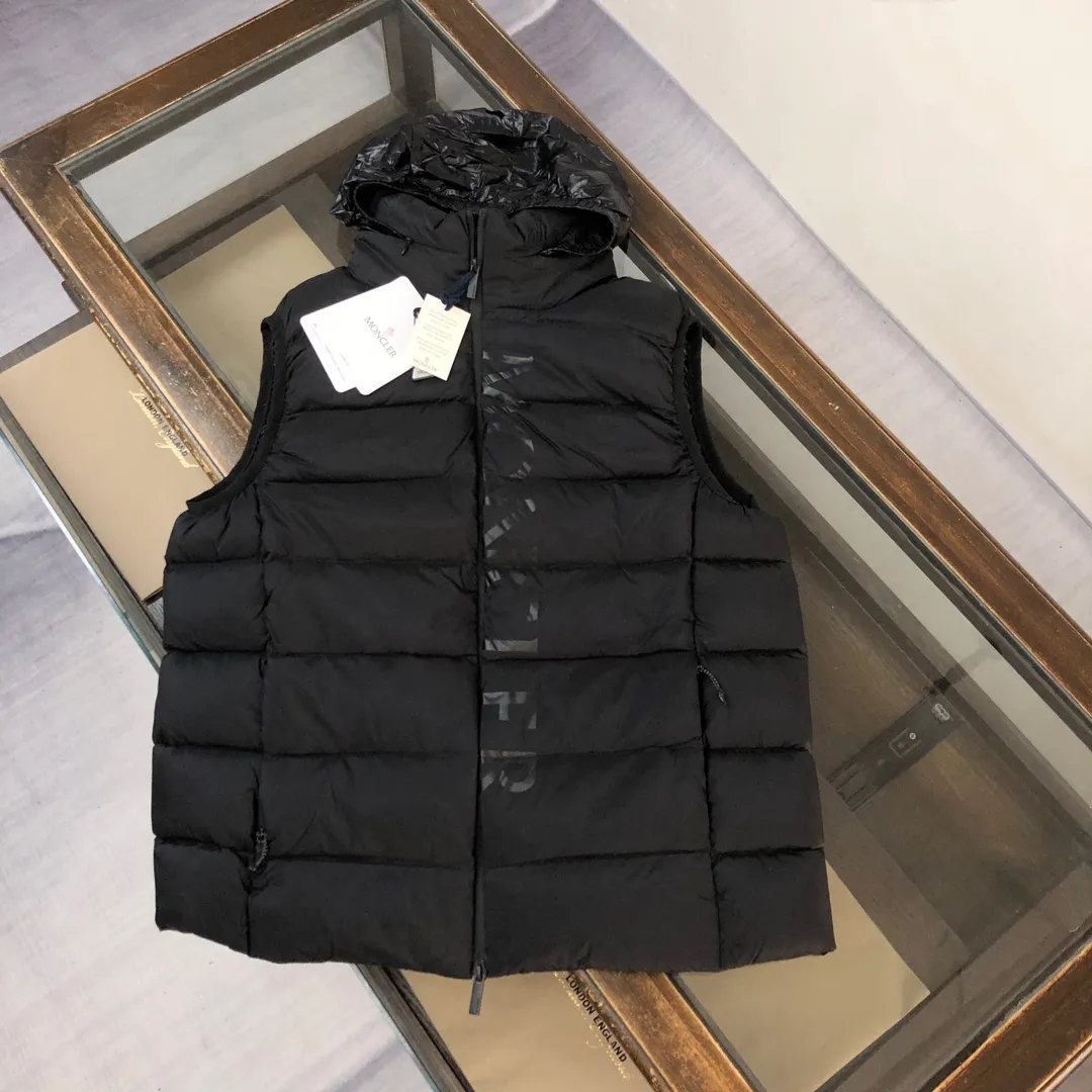 🔥🔥Moncler 24 New Arrival！ ！ ！ ！ 100% Breathable ， ！ 90% Rebound ， ！ ， ！ 、 ！ Versatile ❤️ ：Black White Size：12345（M～3xl）